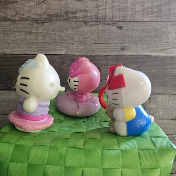 Lot of Three 2011 Sanrio Hello Kitty McDonald's Toy Candy Keychain Vintage Gift - Picture 6 of 9